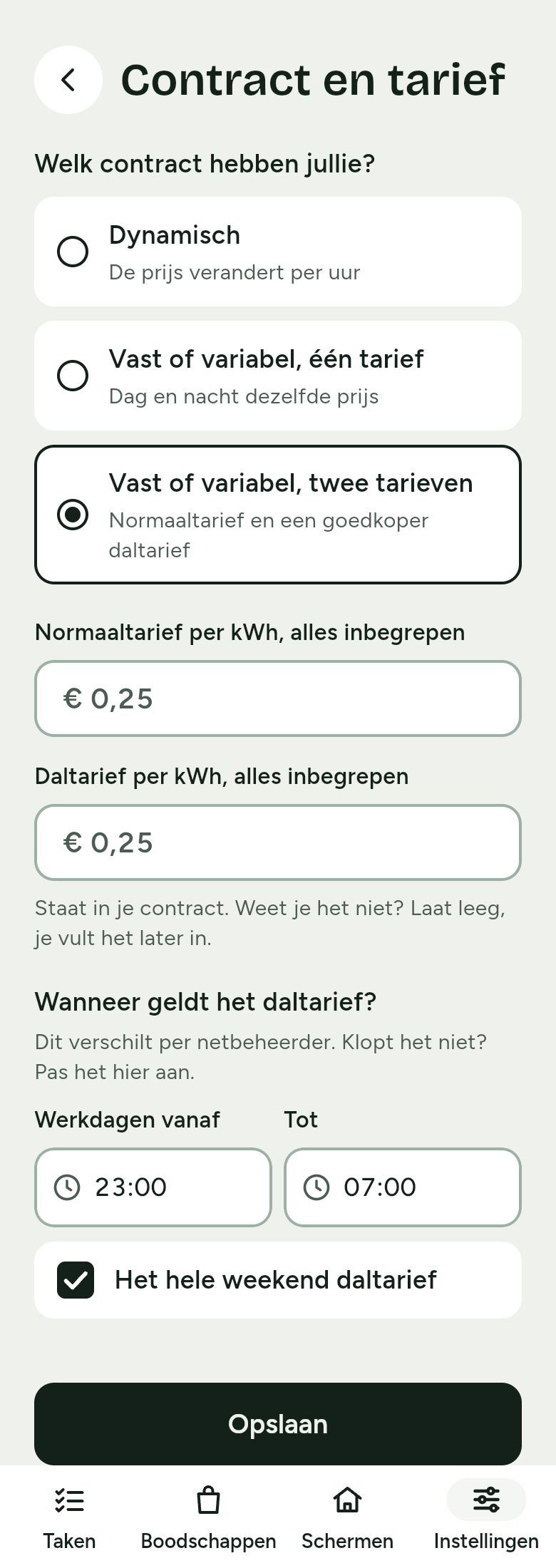 Contract en tarief op de telefoon: Vast of variabel, twee tarieven is gekozen. Daaronder de velden voor het normaal- en daltarief, Wanneer geldt het daltarief? met werkdagen vanaf 23:00 tot 07:00, en Het hele weekend daltarief aangevinkt.